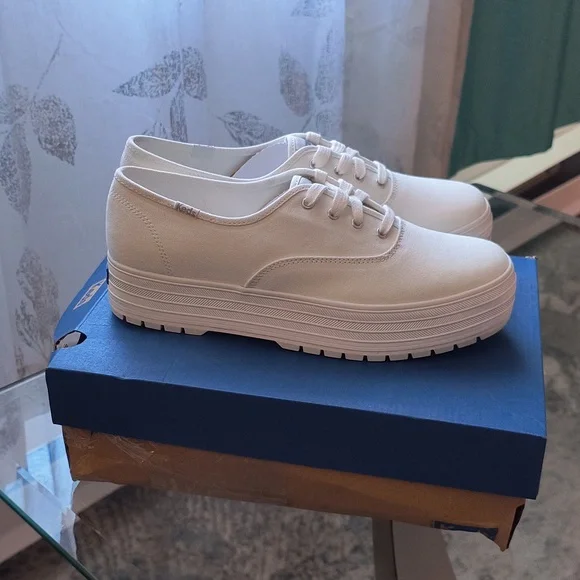 Keds Shoes Keds Womens The Platform Lug Canvas Sneaker Off